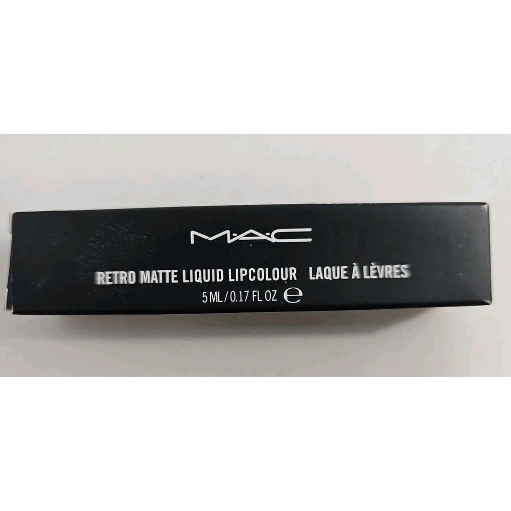 MAC Cosm Retro Matte Liquid Lipcolor -Back In Vogue Lipstick RARE-Discontinued